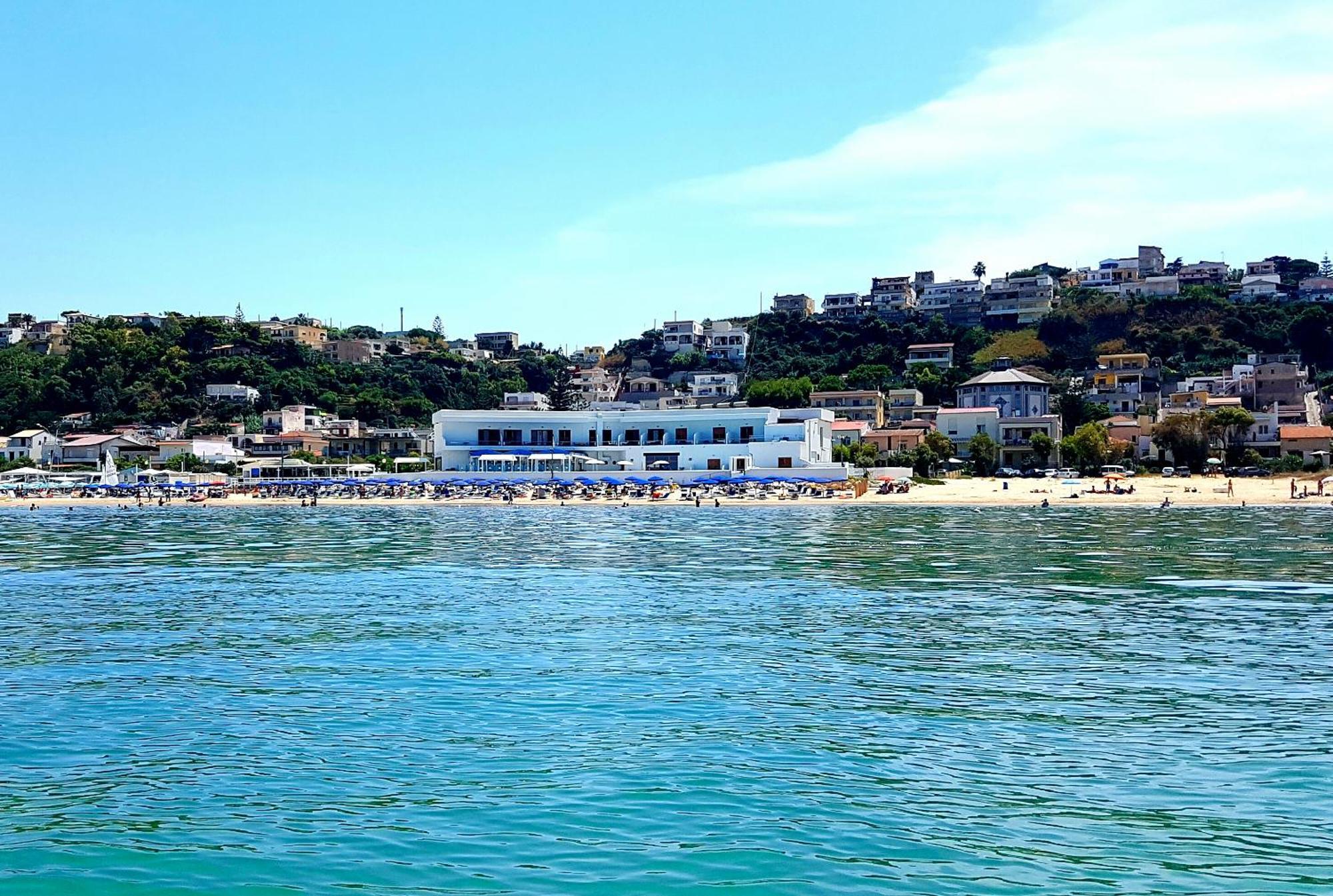 Hotel La Battigia Alcamo Marina Esterno foto